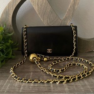 CHANEL Black and Gold Chain Bag